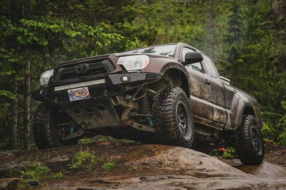 1-01-pacific-northwest-toyota-tacoma-long-travel-IFS-forest