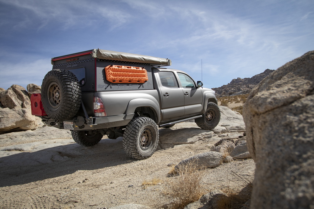 C-Rusty-Total-Chaos-Mid-Travel-Suspension-Overland-Build
