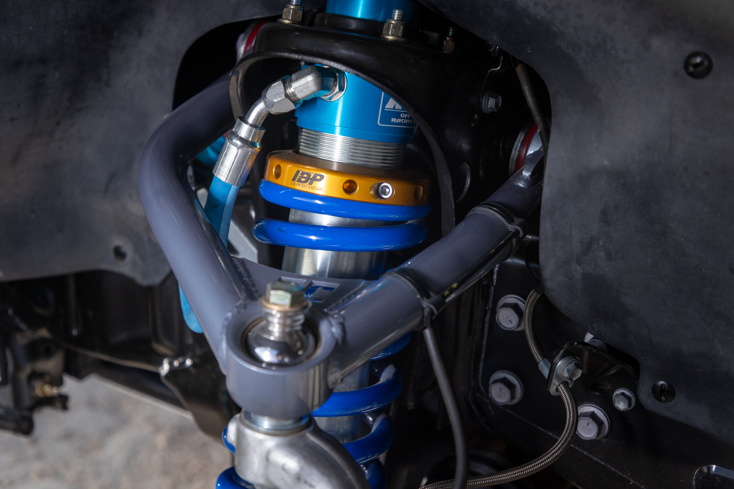 200-24-toyota-tacoma-king-IBP-shocks-TOTAL-CHAOS-long-travel