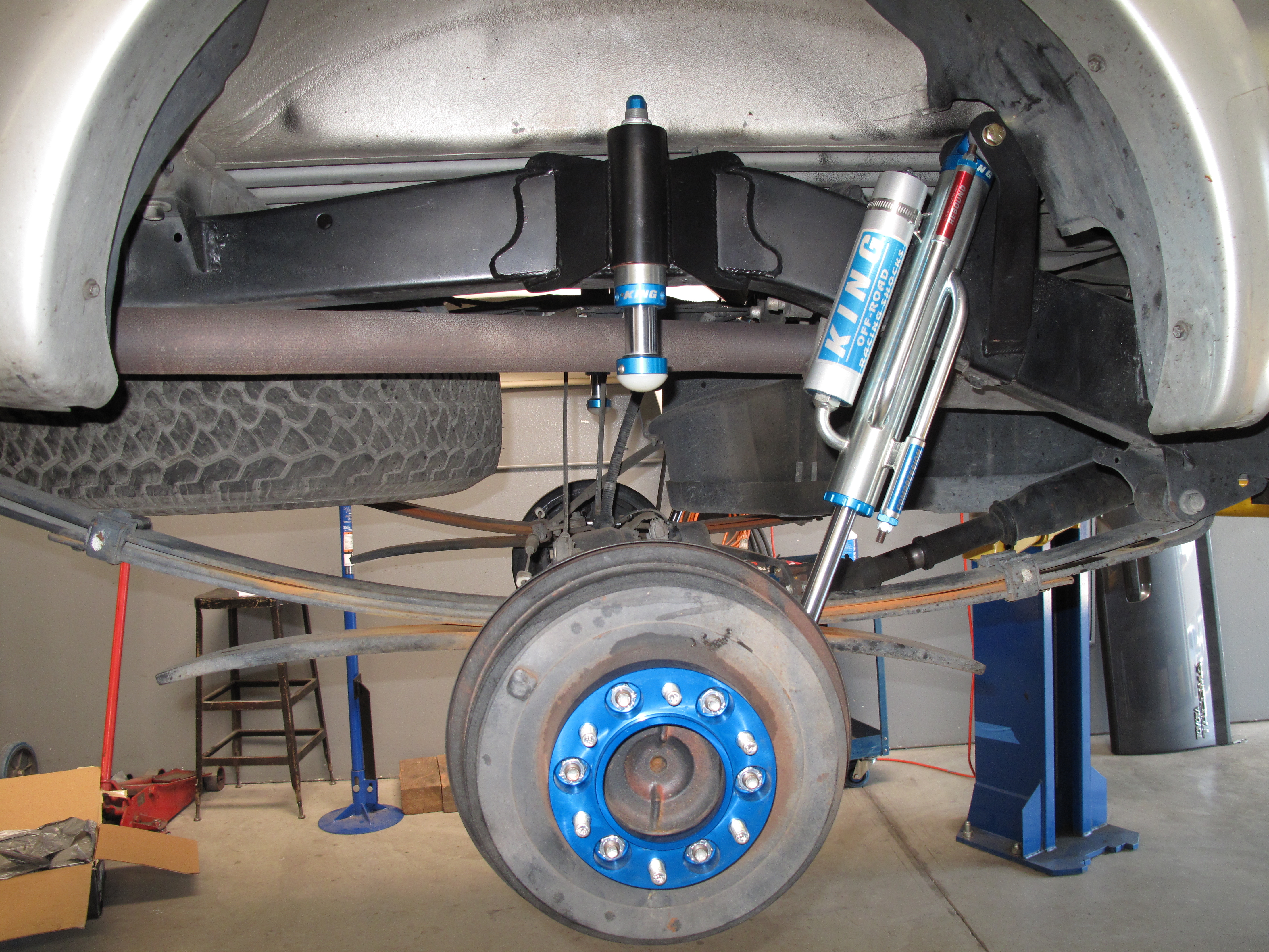 1996-toyota-tacoma-rear-shock-mount-king-shocks-TOTAL-CHAOS