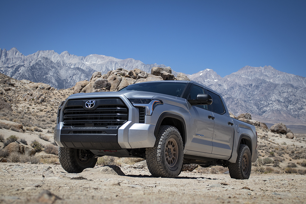 14-3rd-gen-tundra-alabama-hills-off-road-mountains-web