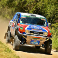 2014-dakar-rally-total-chaos-toyota-suspension-11-1000