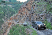 off-road-toyota-fj-cruiser-tacoma-4x4-24_0