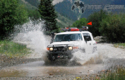 off-road-toyota-fj-cruiser-tacoma-4x4-3